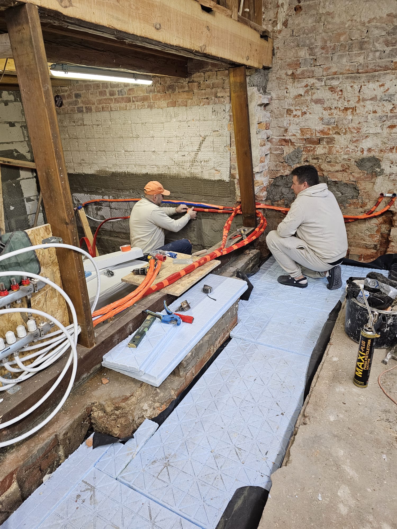 2e48283b-3ef6-4d8f-a447-dad68cc5084e